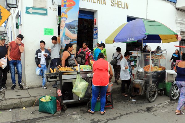 dans la rue à Popayàn - l'autre ailleurs en Colombie, une autre idée du voyage