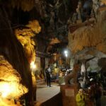 visite de Wat Tham Chiang Dao, une grotte près de Chiang Mai.