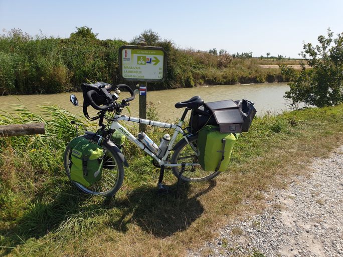 la Vendée en vélo, le canal de Luçon (85) - l'autre ailleurs en Vélo, une autre idée du voyage (www.autre-ailleurs.fr)