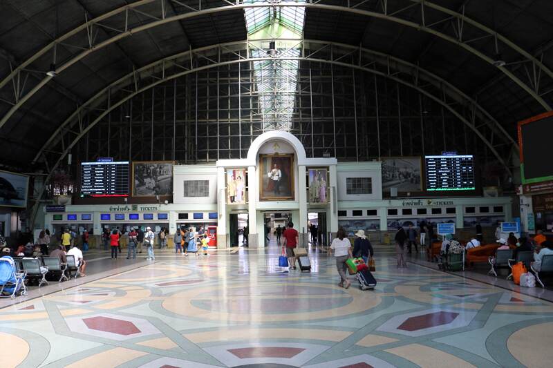 la gare de bangkok hua lamphong