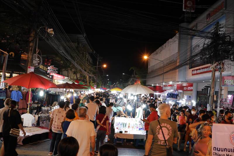 marche du dimanche soir chiang mai