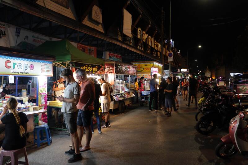 street food de nuit a chiang mai 3817