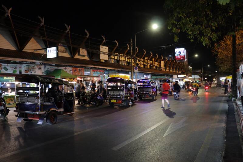 street food de nuit a chiang mai 3822