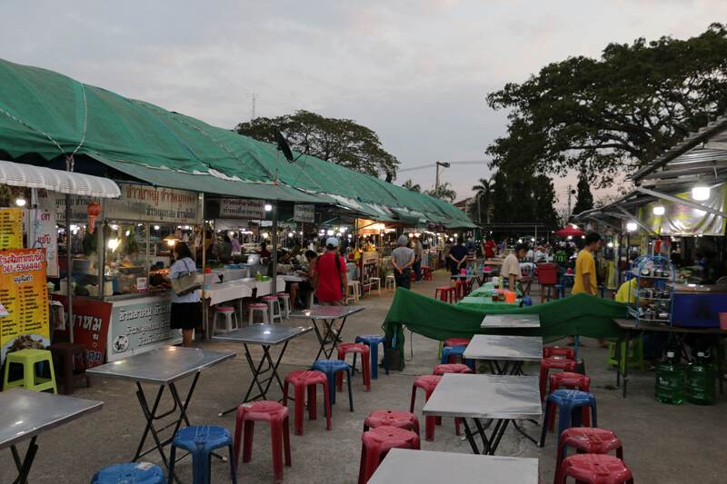 le marche de nuit pour se nourrir a phayao un regal