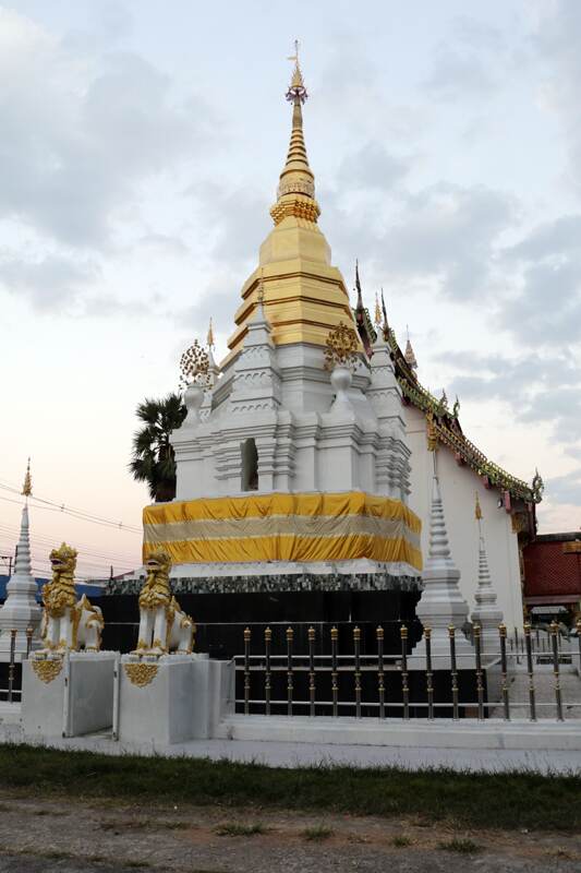 temple de wat si umong kham a phayao 4095