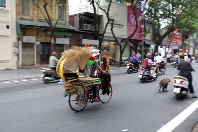 scène de rue à Hanoï - Vietnam