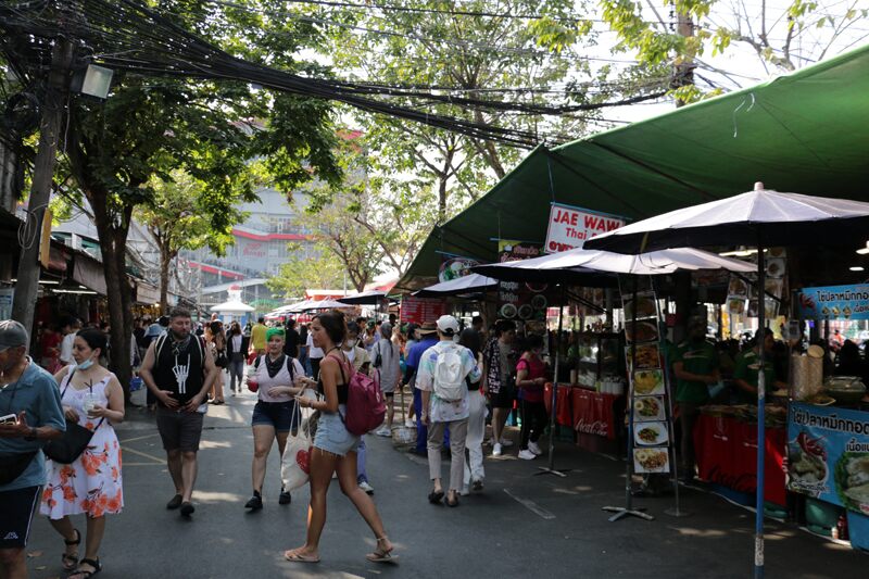 deambulation dans l immense marche de chatuchak de bangkok