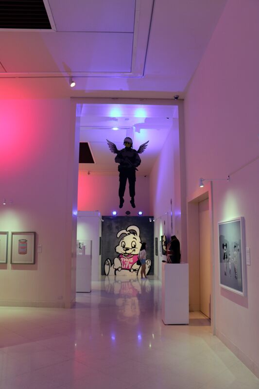 visite de l exposition banksy au moca museum of contemporary art de bangkok 20