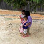 enfants dans le village de Ban Khun Chang Khian.