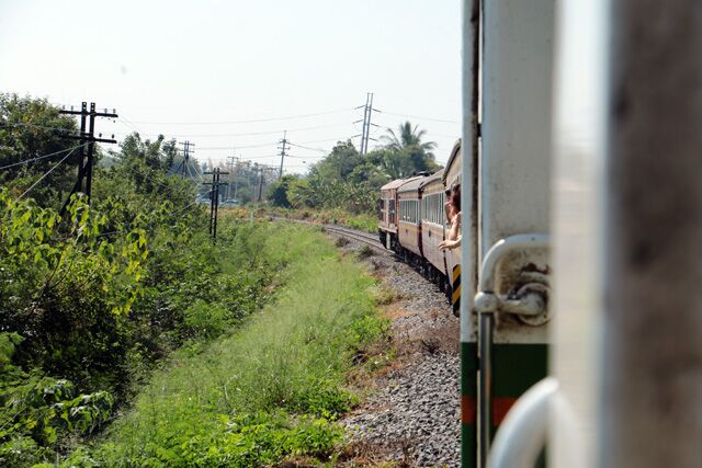 train kanachanaburi nam tok 8147