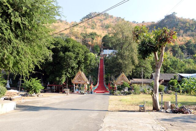 wat tham tangkornthong kanchanaburi 8066