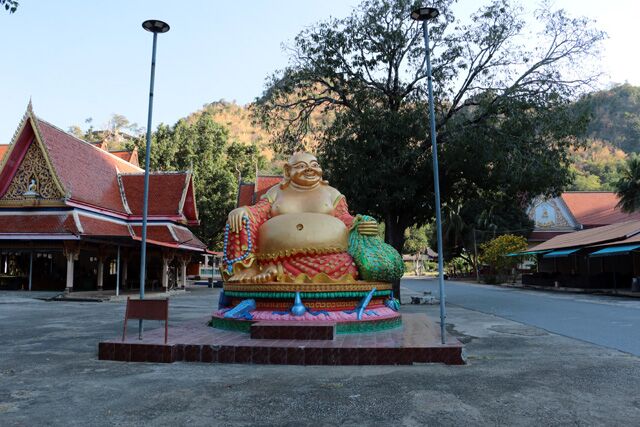 wat tham tangkornthong kanchanaburi 8085