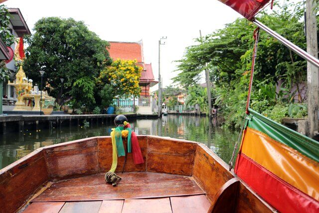 ballade sur les klongs des marchés flottants 9068