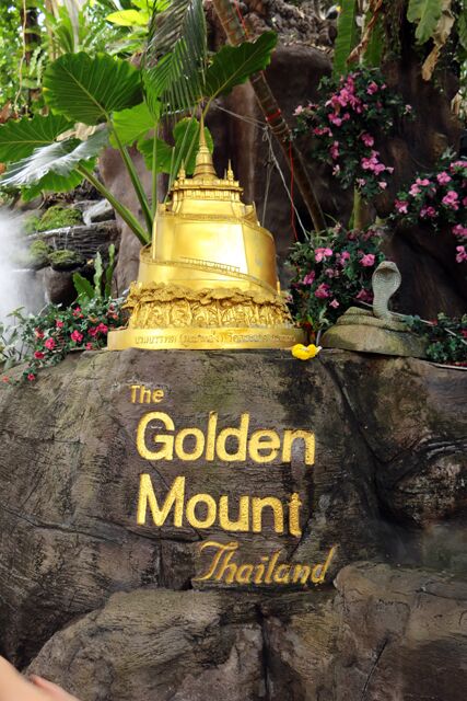 golden mount bangkok 9031