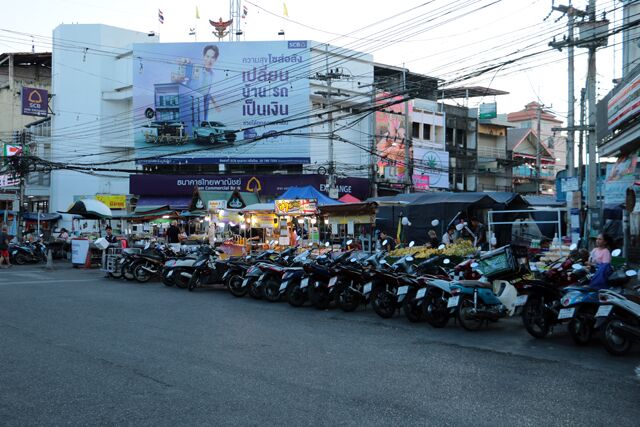 night market hua hin 9345