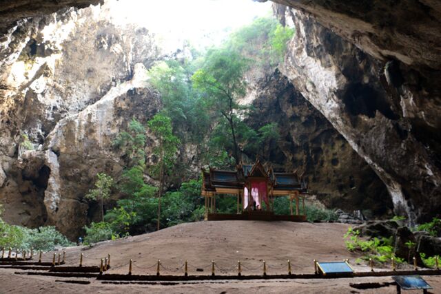 phrayanakhon cave hua hin 9238