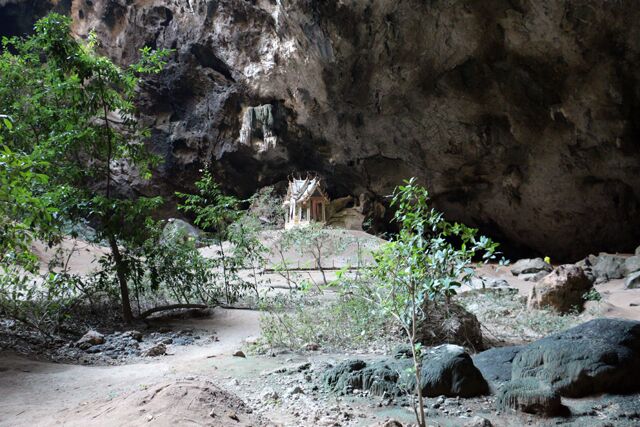 phrayanakhon cave hua hin 9268