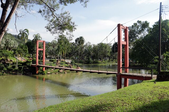 Hat Yai Municipal Park 9592