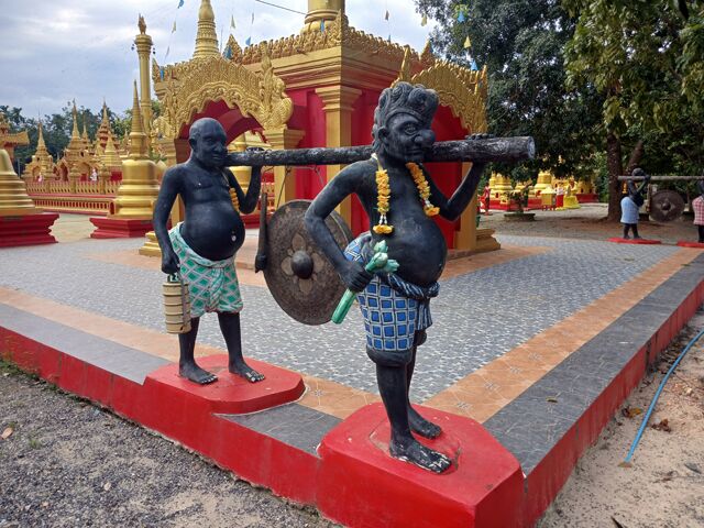 Shwedagon Replica Pagoda khlong hae 162323