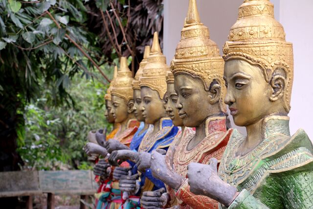 Shwedagon Replica Pagoda khlong hae 9802