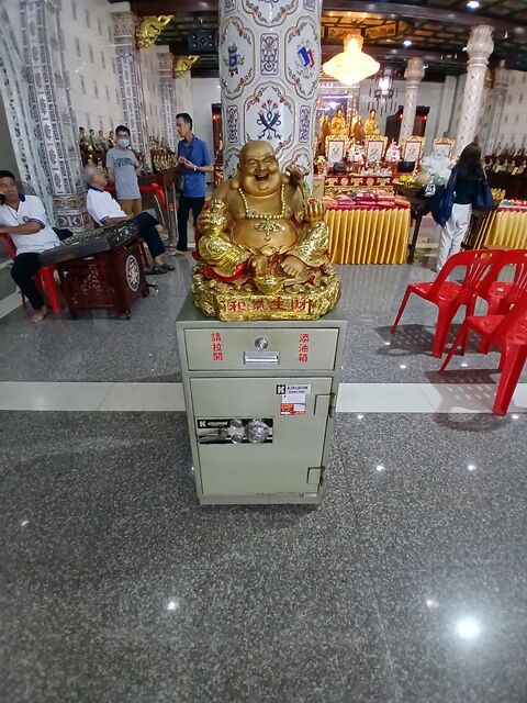 Wat Chue Chang hatyai 113111