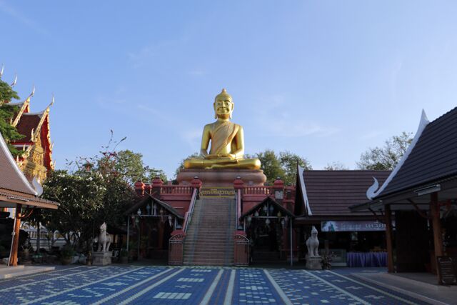 Wat Khlong Suwan Khiri Ratchaburi 9921