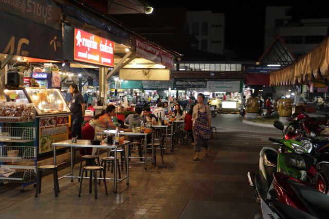 marche de nuit Ratchaburi 9934