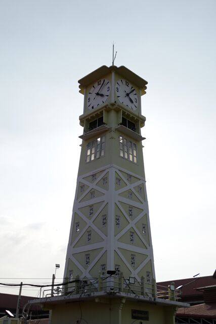 tour horloge marché de nuit ratchaburi 0068