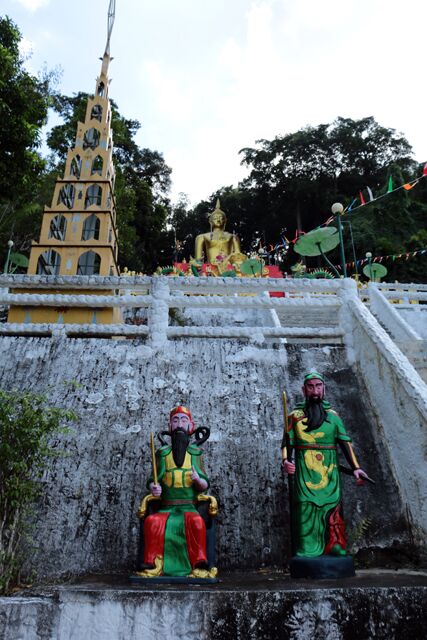 Wat Phu Khao Phra Maha Phothisat Krabi 0198