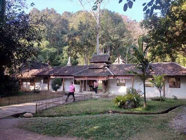 WAT PHA LAT Chiang Mai 093827