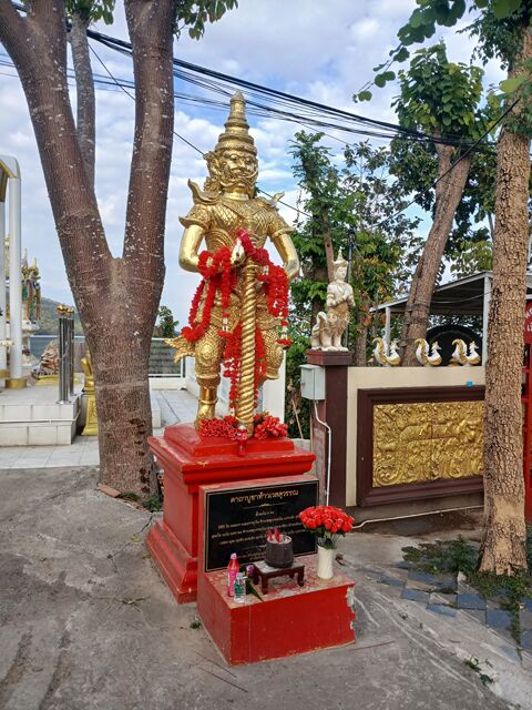 Wat Phra That Doi Kham Chiang Mai 160718