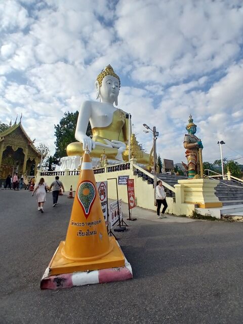 Wat Phra That Doi Kham Chiang Mai 164006